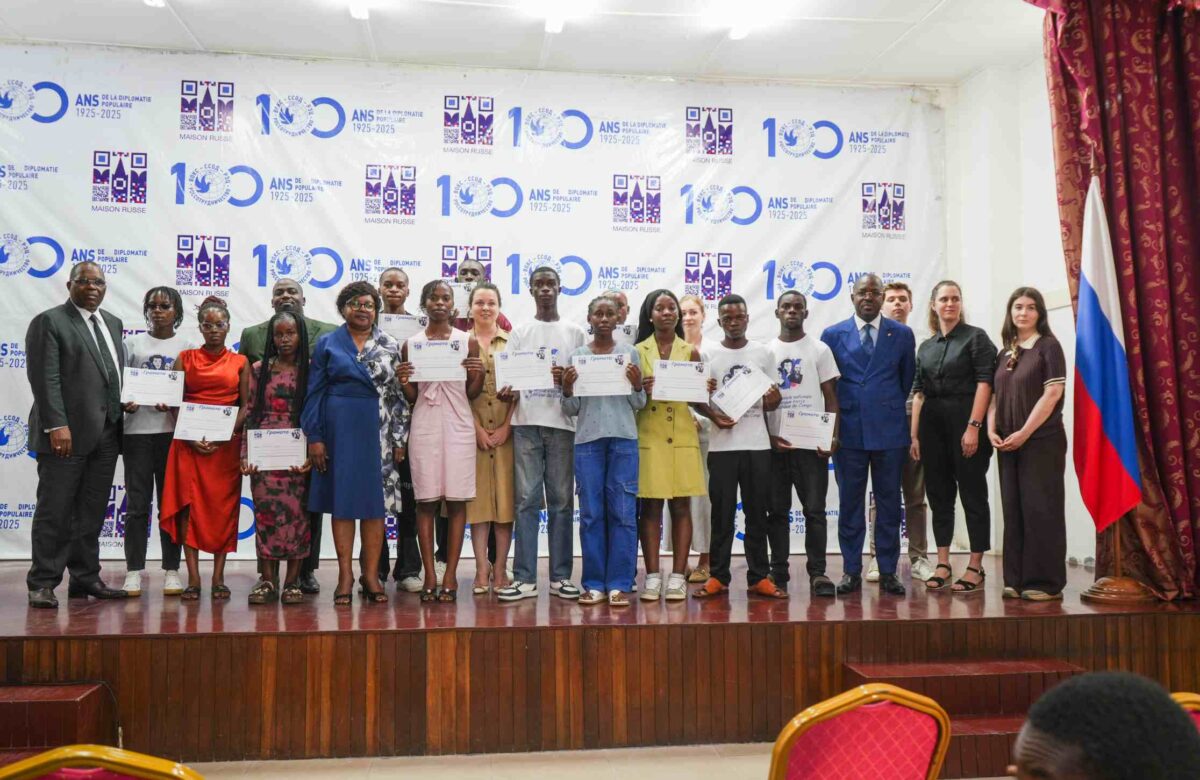 Olympiade de la langue russe au Congo : 12 jeunes primés et des perspectives d’études en Russie