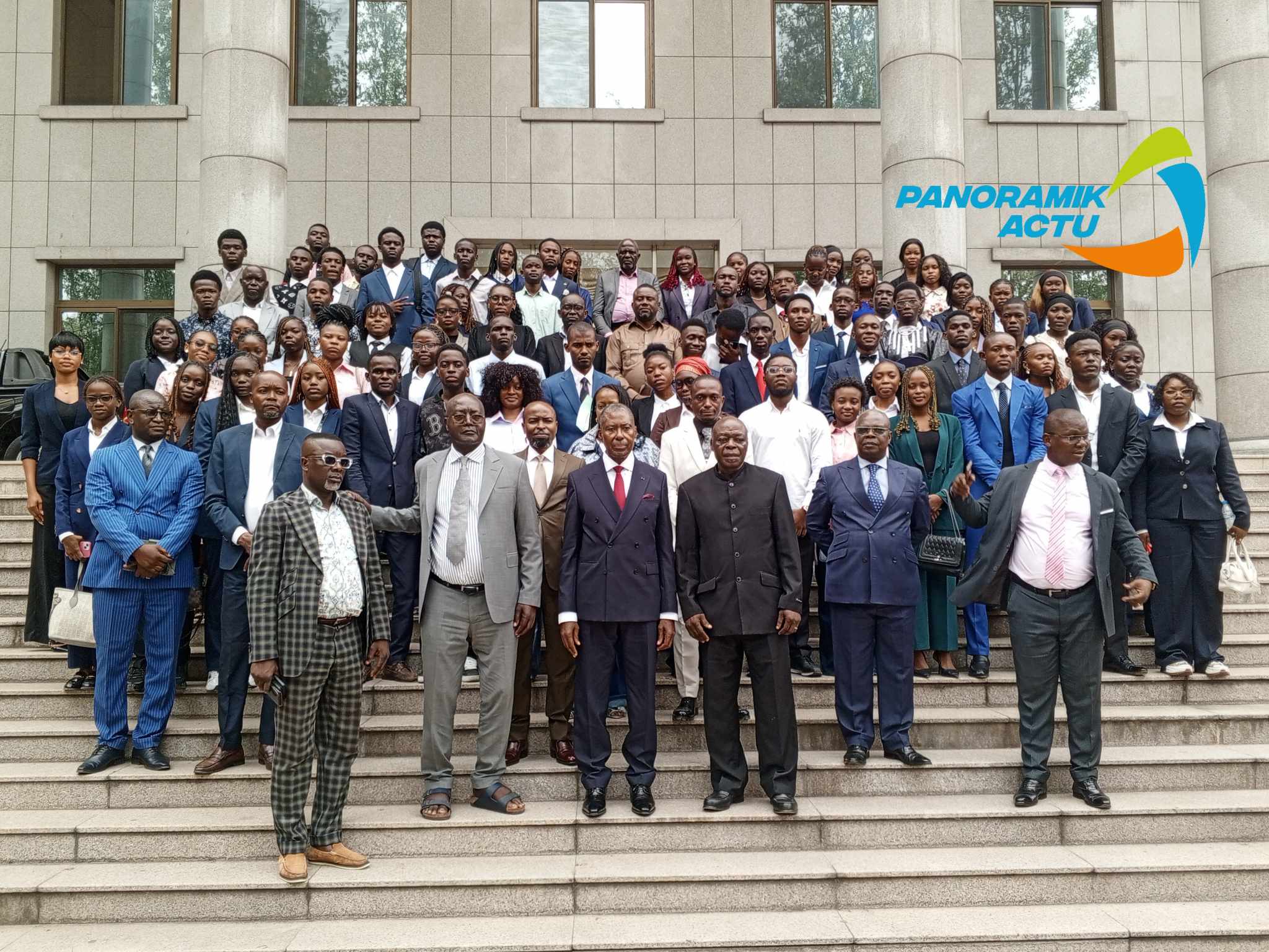 COUR CONSTITUTIONNELLE DU CONGO : AUGUSTE ILOKI ÉCLAIRE LES ÉTUDIANTS DE L’IIPCJ SUR LES MÉCANISMES DE LA JUSTICE CONSTITUTIONNELLE