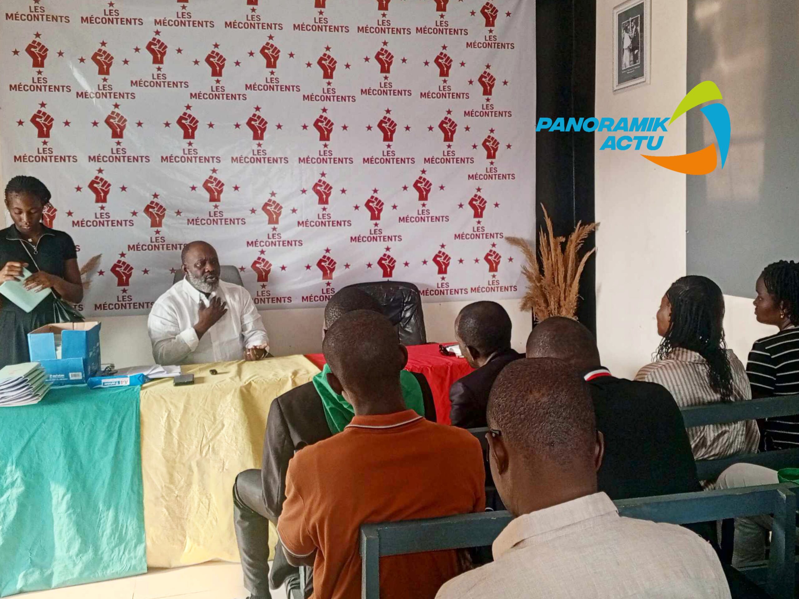 DEBOUT POUR LE CONGO : VIVIEN MANANGOU ACCÉLÈRE LA STRUCTURATION DU PARTI ET MOBILISE DE NOUVEAUX MILITANTS