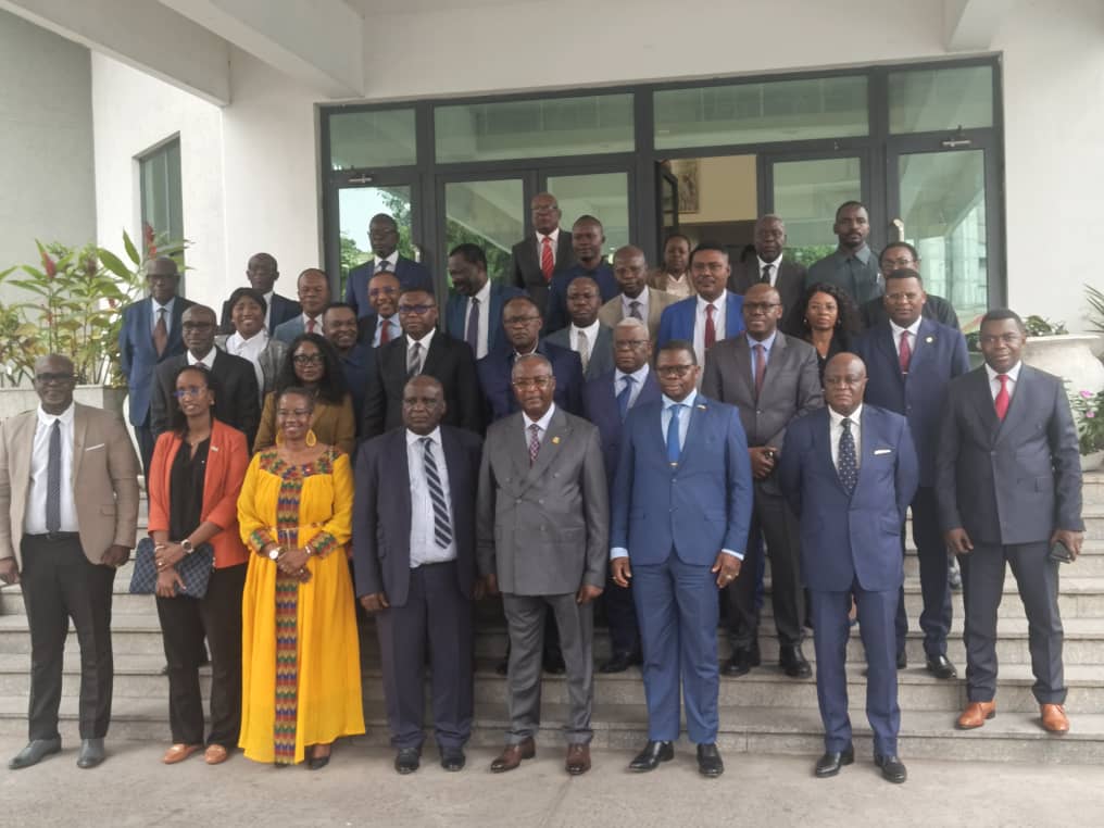 SANTÉ AU CONGO : LE GOUVERNEMENT ÉVALUE LES PERFORMANCES DES HÔPITAUX ET ANNONCE UN RENFORCEMENT DE LA GOUVERNANCE