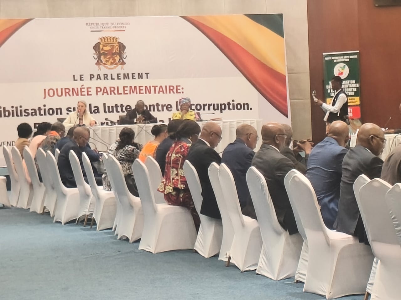 CORRUPTION AU CONGO : STÉPHANIE GIBAUD PLAIDE POUR FAIRE DE L’ÉTHIQUE « UNE CAUSE NATIONALE »