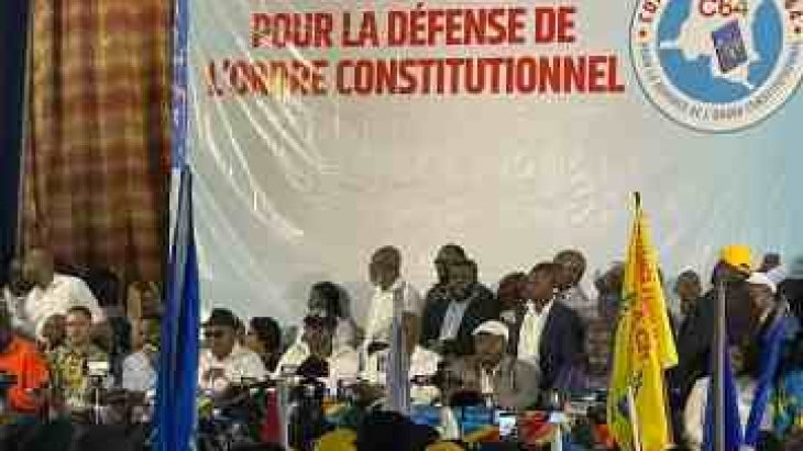RDC : NAISSANCE DE LA COALITION ARTICLE 64, UNE NOUVELLE FORCE DE L’OPPOSITION CONTRE UN POSSIBLE 3E MANDAT DE FÉLIX TSHISEKEDI
