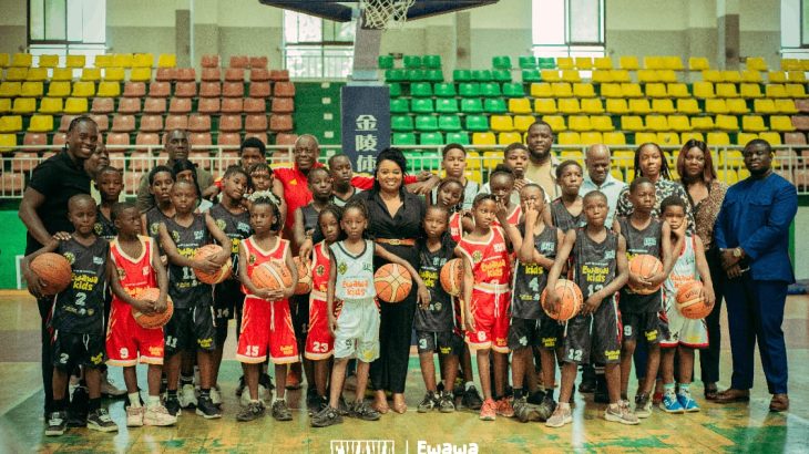 BRAZZAVILLE : EWAWA KIDS, LE CAMP QUI FAIT DU BASKETBALL UNE ÉCOLE DE VIE POUR LES ENFANTS