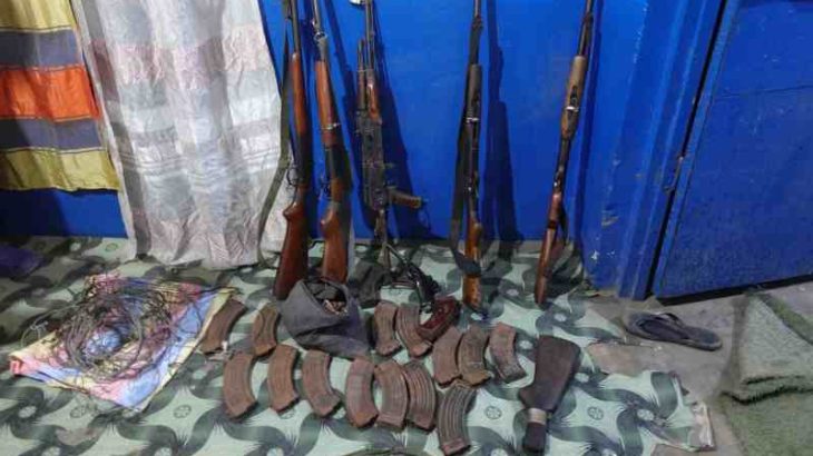 LÉSIO-LUNA : UN IMPORTANT STOCK D’ARMES ET 469 MUNITIONS SAISI CHEZ UN PRÉSUMÉ CHEF DE BRACONNIERS EN FUITE